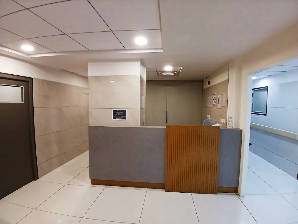 𝗞𝗿𝗶𝘀𝗵𝗻𝗮 𝗖𝗲𝗻𝘁𝗿𝗲 - Best Joint Replacement Hospital in Vadodara - Photo 8