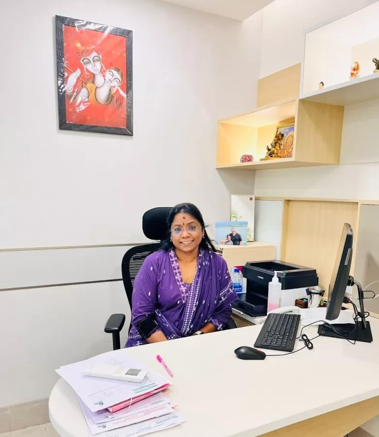 Best Obstetrician-gynecologist - Dr. Senthamil | Apollo Hospitals | Chennai - Photo 2