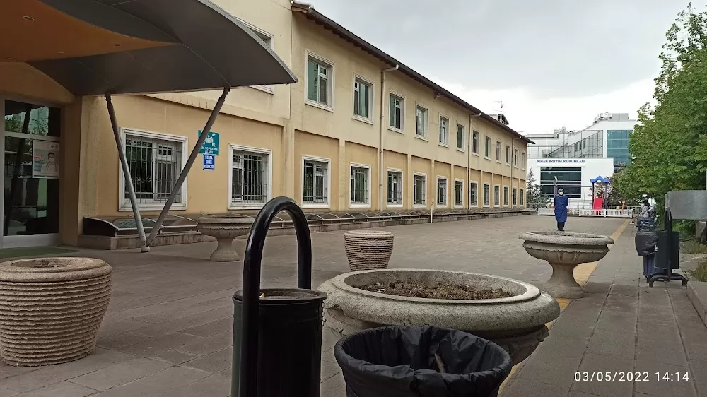 Ankara Onkoloji Eğitim Ve Araştırma Hastanesi Ek Binası Polikliniği - Photo 2