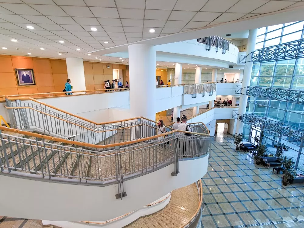 Koo Foundation Sun Yat-Sen Cancer Center - Photo 2