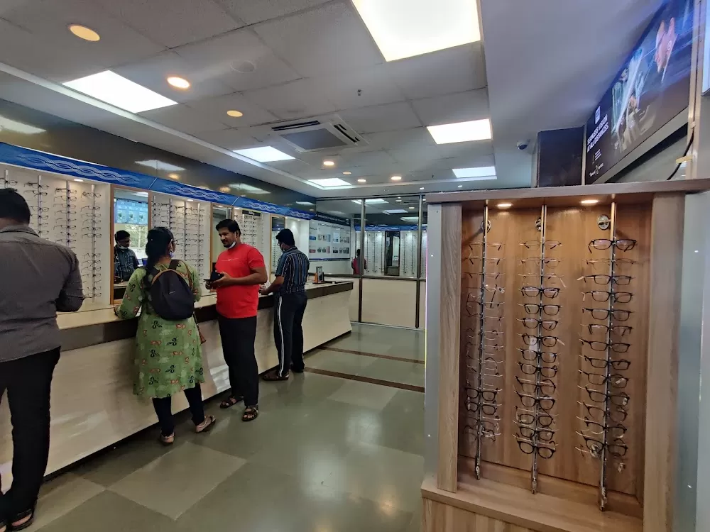 Aravind Eye Hospital - Chennai - Photo 2