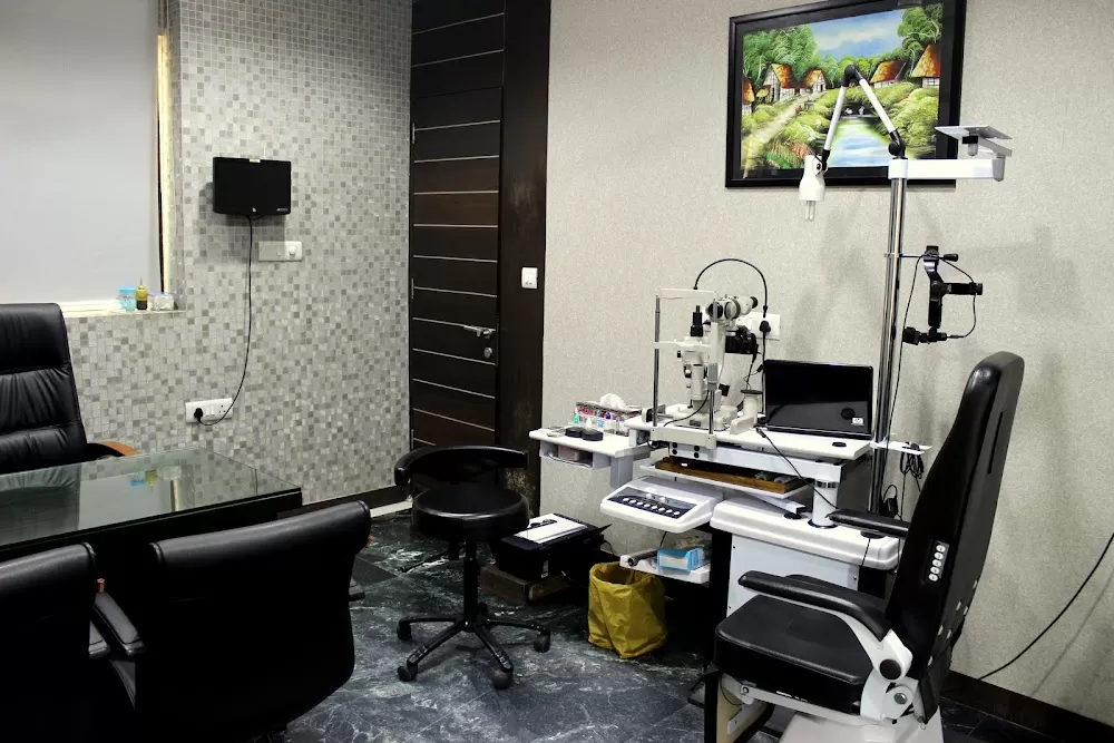 Neera Eye Care Hospital - Photo 6