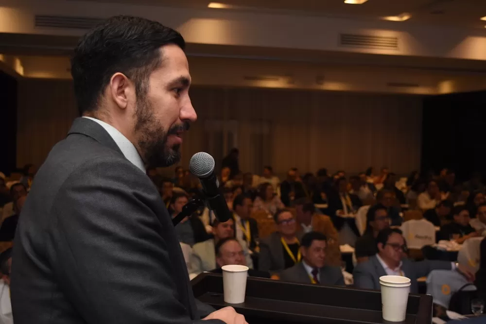 Dr. Pablo Vallejo Yepes - Photo 8