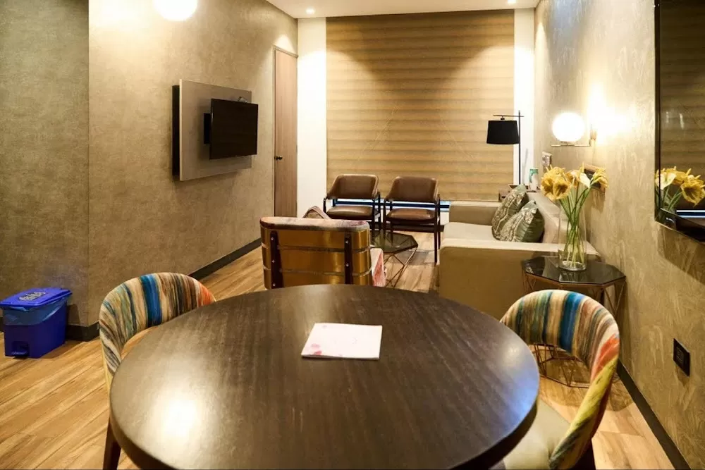 Rosewalk by Rainbow Hospitals - Photo 5