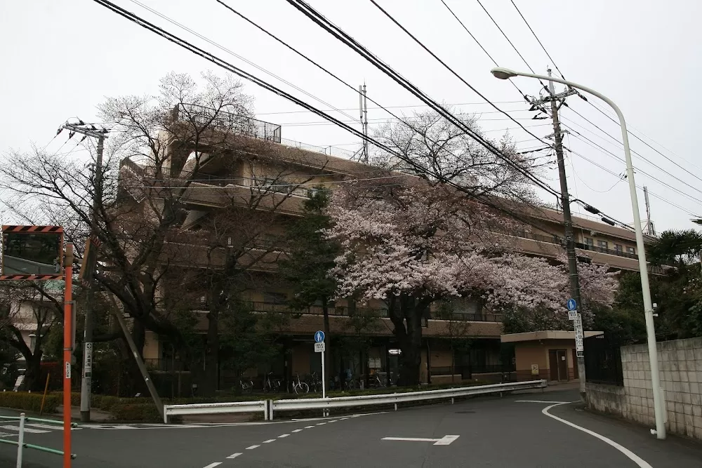 Akishima Hospital - Photo 4