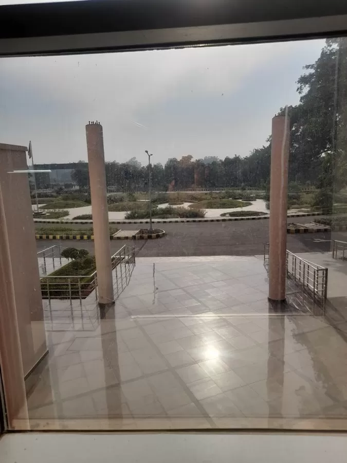 Homi Bhabha Cancer Hospital and Research Centre (Tata Memorial Center) - Photo 6