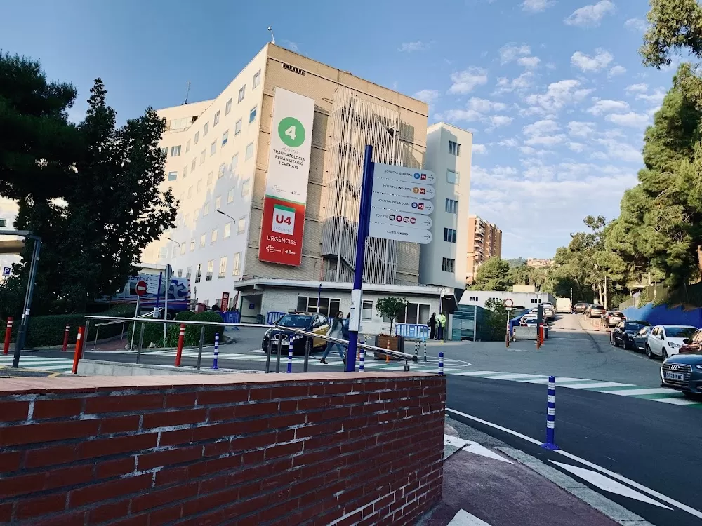 Vall d'Hebron University Hospital Emergency Room - Photo 3
