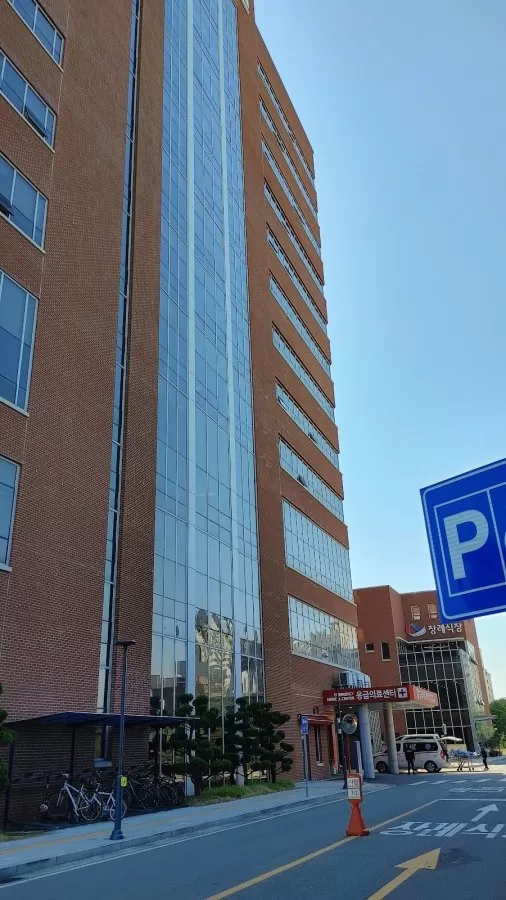 Shihwa Medical Center - Photo 6