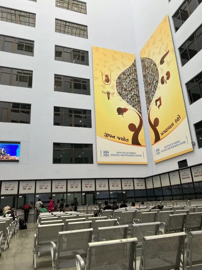 Civil Kidney Hospital New Building /Campus Asarva - Photo 3