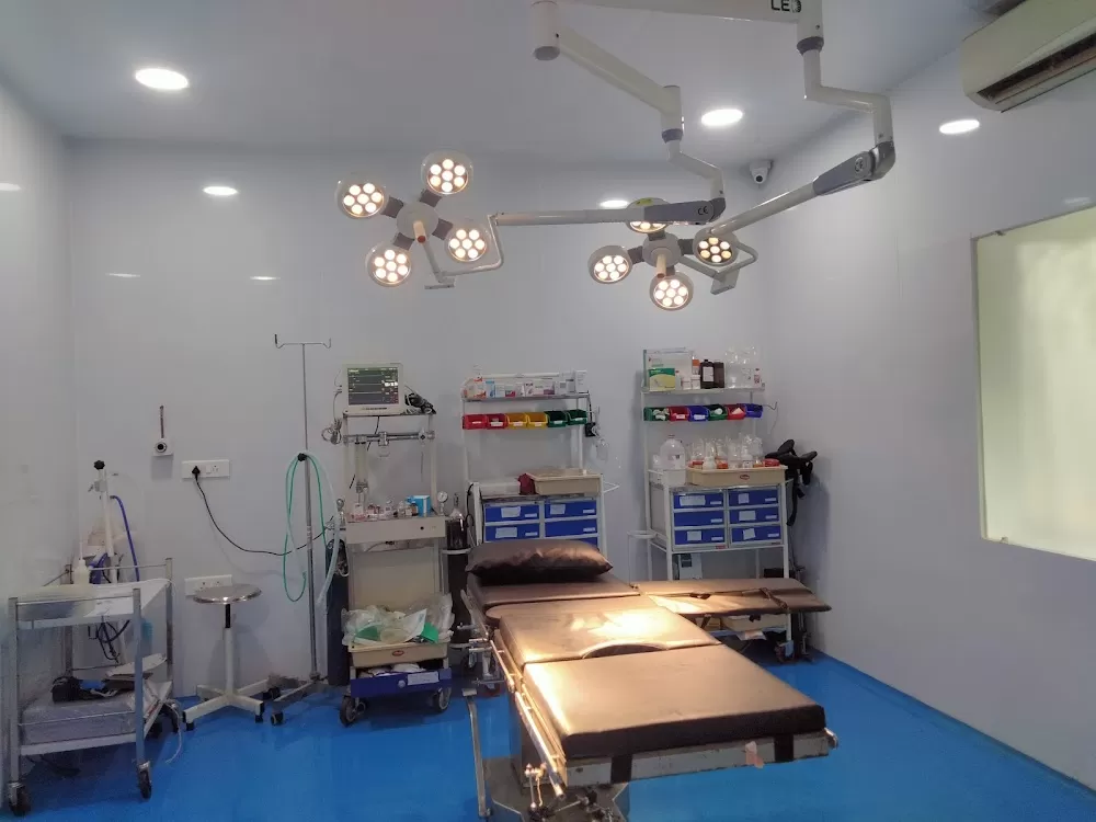 Aadhar Hospital - Photo 7