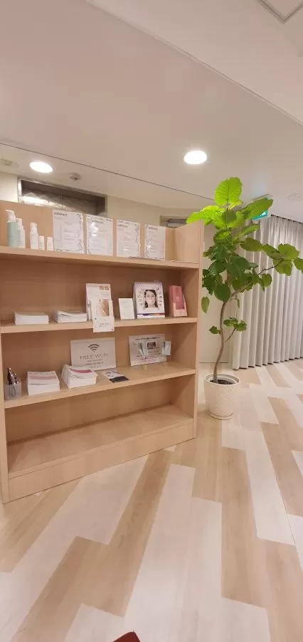 フラルクリニック大阪梅田院（FLALU CLINIC） - Photo 6
