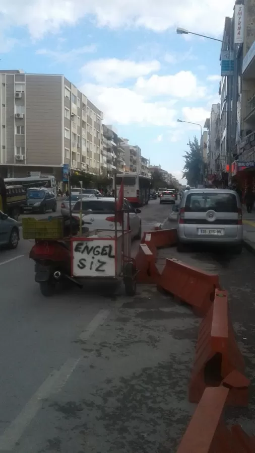 İzmir Atatürk Eğitim Ve Araştırma Hastanesi Narlıdere Semt Polikliniği - Photo 4