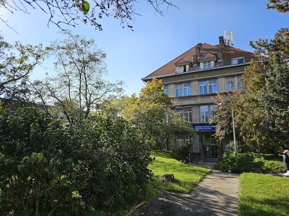 FN Bulovka - Chirurgie DOSPĚLÍ (pavilon 5) - Photo 2