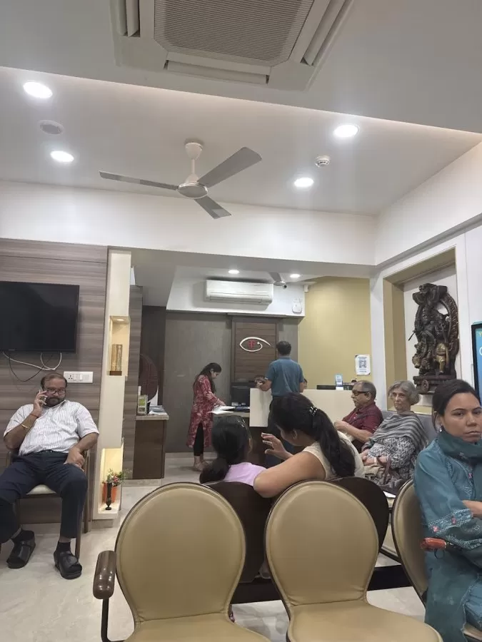 Dr. Manish S Shah Clinic | Unit of Dr Agarwals Eye Hospital - Photo 8