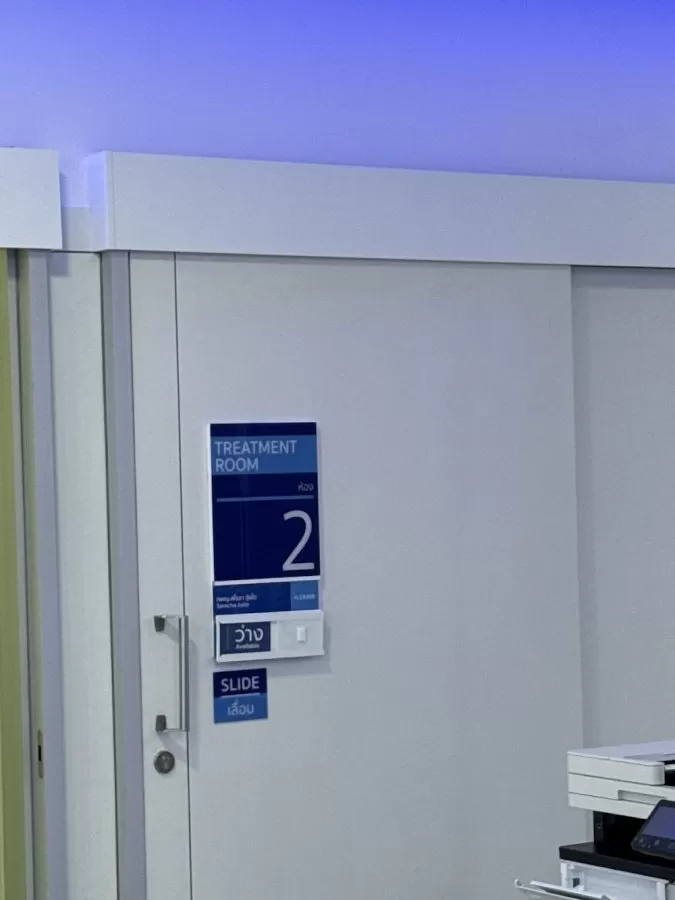 TDH Dental (พริ้นซ์ สุวรรณภูมิ) จัดฟันใส Invisalign | Brava | Veneer | รากเทียม | ฟอกสีฟัน Zoom - Photo 8