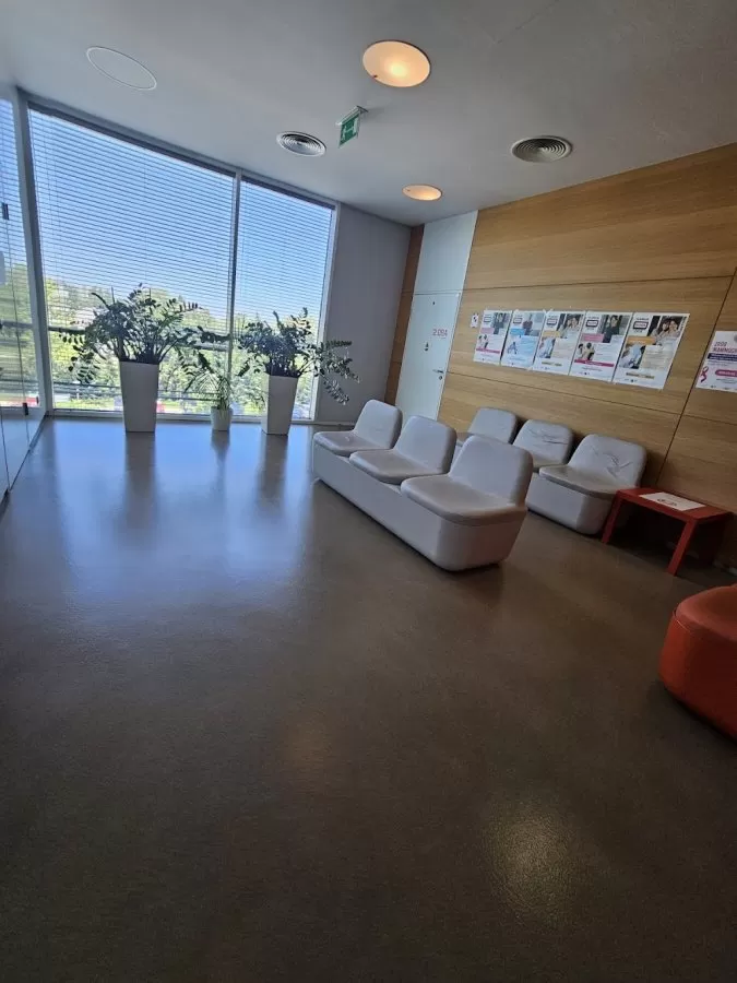 Warsaw Oncology Center - Photo 8