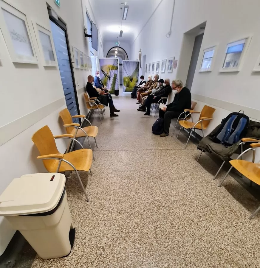 Department of Ophthalmology, University of Munich - Photo 5
