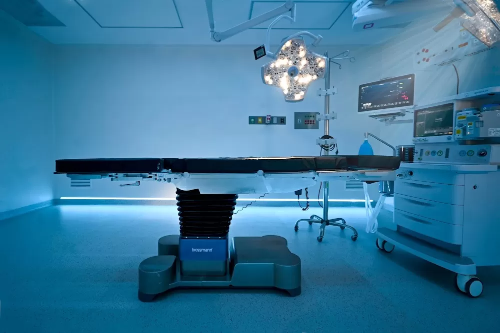 Roma Angeles Hospital - Photo 3