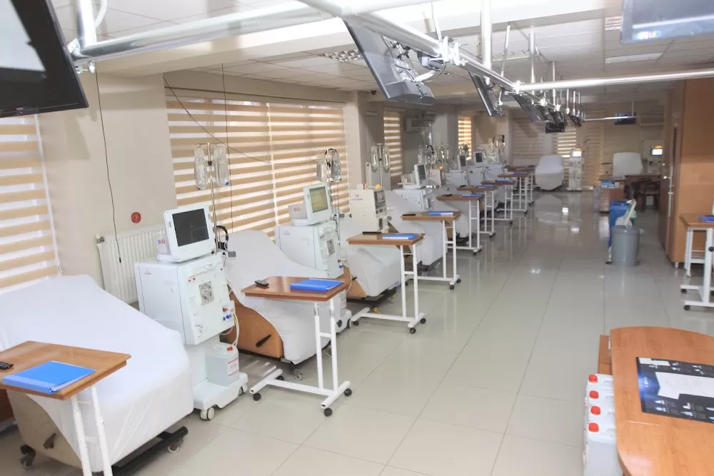 Second Life Dialysis Center - Photo 7