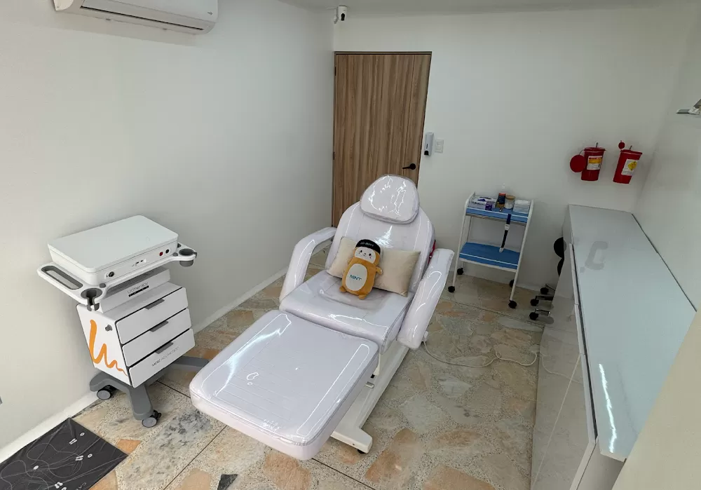 CEMETRI® Centro de Medicina Estética & Tricología - Photo 1