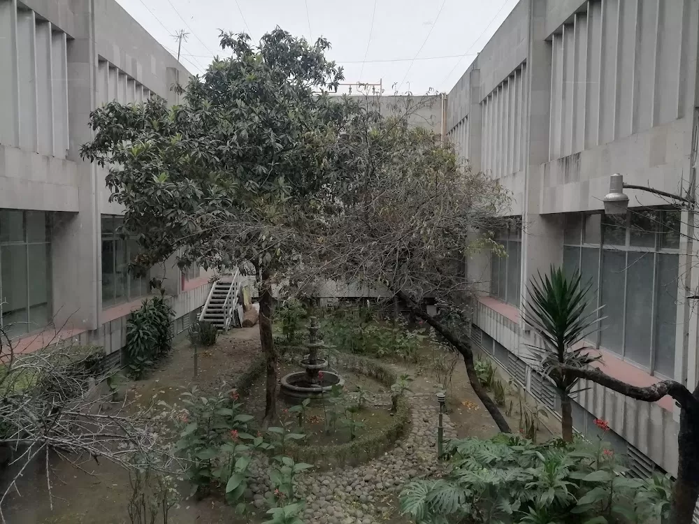 IMSS Hospital Psychiatric With UMF 10 - Photo 3