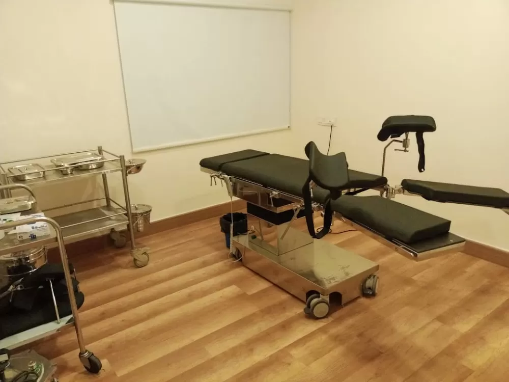 Healing Hands Clinic - Best Proctology Clinic - Photo 8