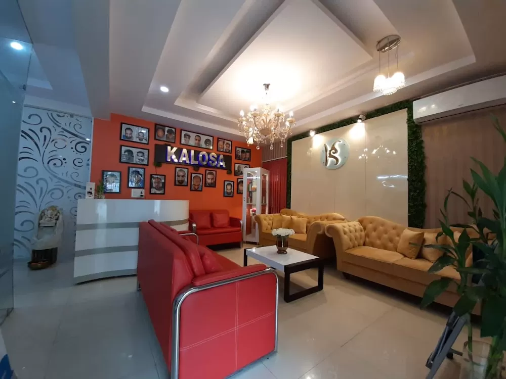 Dr. Deepti Asthana | Best Gynecologist Gurgaon | Fibroids| High Risk Pregnancy| Pregnancy doctor - Photo 3