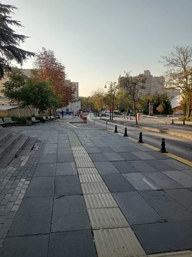 Enfeksiyon Hastalıkları ve Klinik Mikrobiyoloji Kliniği - Photo 7