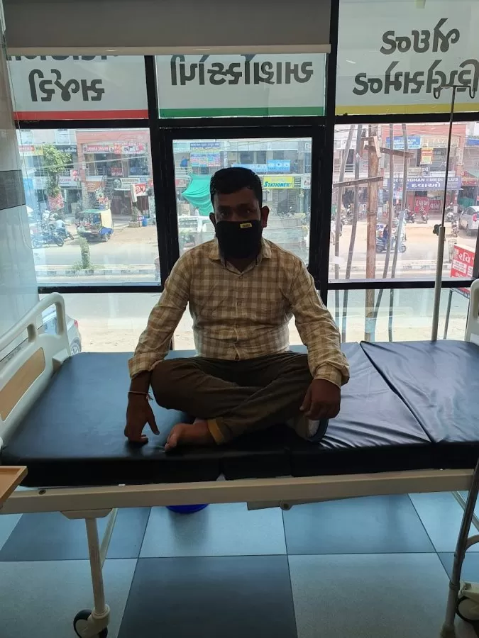 RAVI ORTHOPAEDIC HOSPITAL - Photo 4