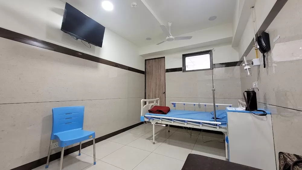 Divine Hospital - Photo 2