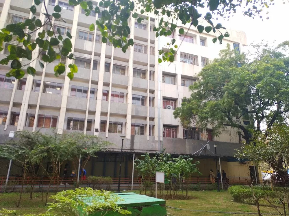 Eye O.T., Safdarjung Hospital - Photo 5
