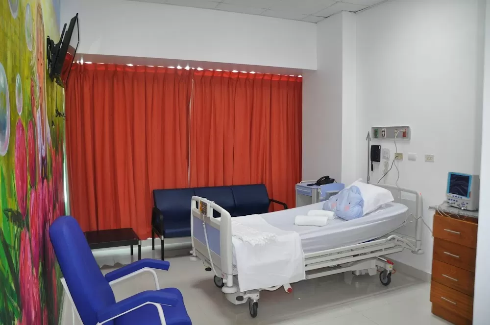Instituto Nacional del Cáncer Rosa Emilia Sánchez Pérez de Tavares (INCART) - Photo 5