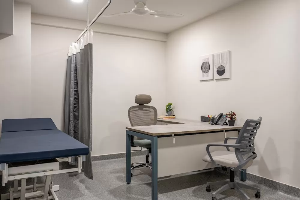 Silver Touch Hospital - Photo 3