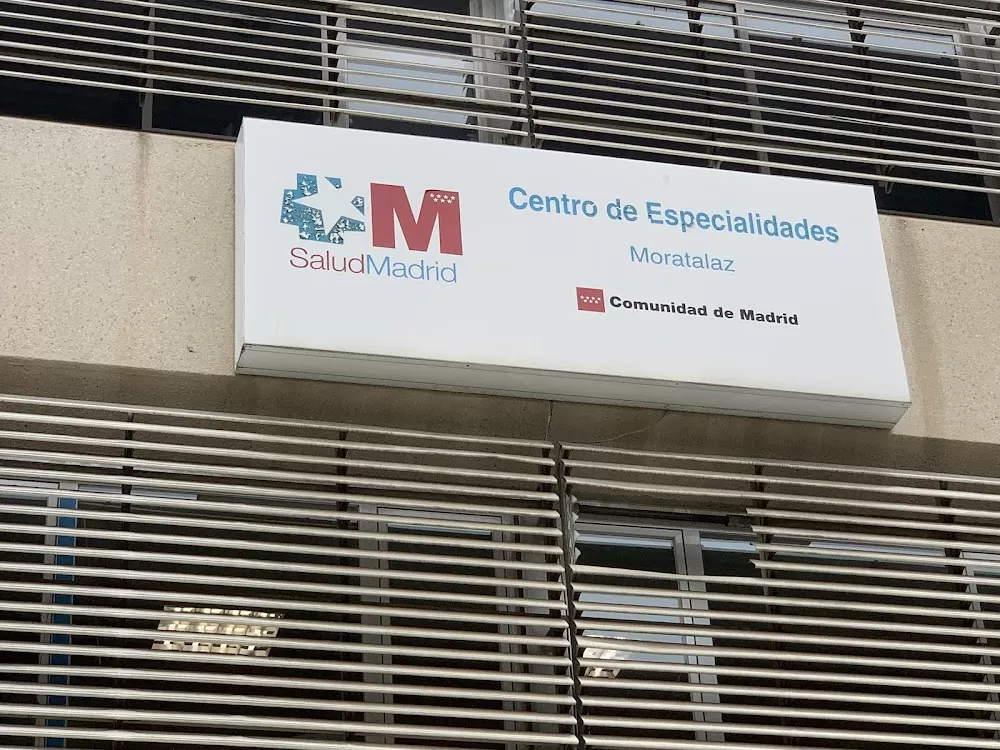 Centro de Especialidades Periférico Moratalaz - Photo 2