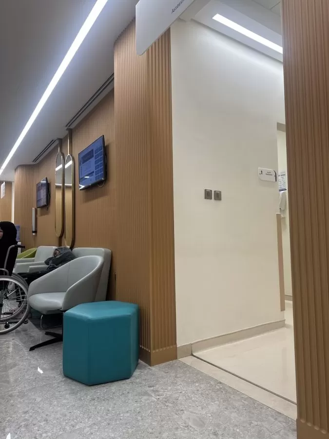 Dermatology and Aesthetic Center | مركز الأمراض الجلدية والتجميل - Photo 3
