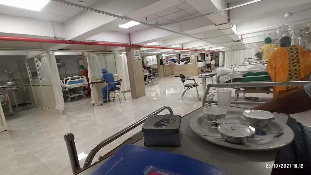 SAL Hospital & Medical Institute - Photo 5