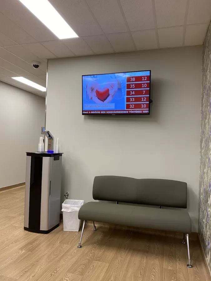 Swiss Prémium Egészségközpont - Újbuda - Medical Clinic - Photo 7