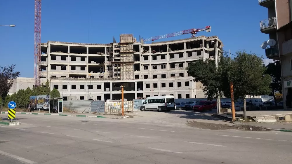 Rafet Kahraman State Hospital - Photo 2