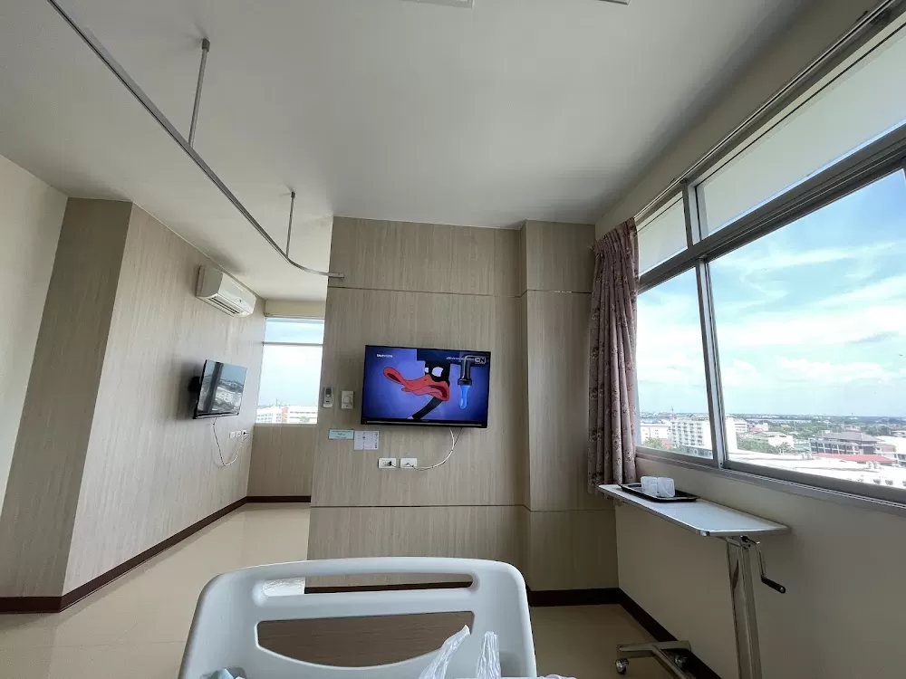 Navamin 9 Hospital - Photo 6