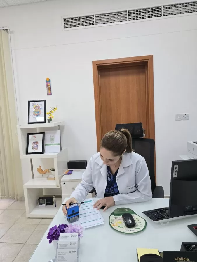 Dr. Guinwa Khaddaj - Gastroenterologist and Hepatologist (HealthBay Gastroenterology & Digestive Health | Al Wasl) - Photo 2