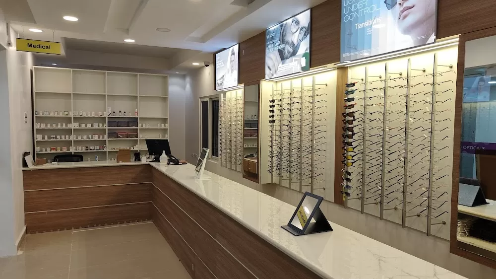 Aravind Eye Hospital Mylapore (City Centre) - Photo 3