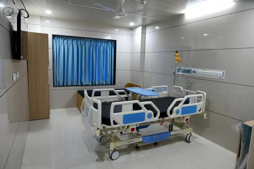 Kakatkar Hospital- Orthopaedic & Trauma Centre - Photo 8