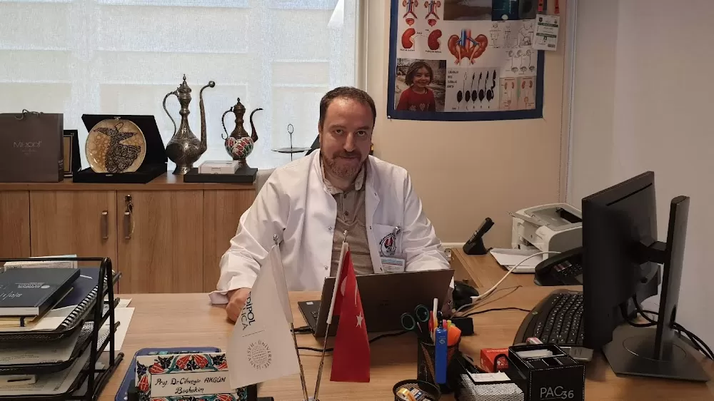 Prof.Dr. Cihangir AKGUN Çocuk Nefrolojisi - Photo 5