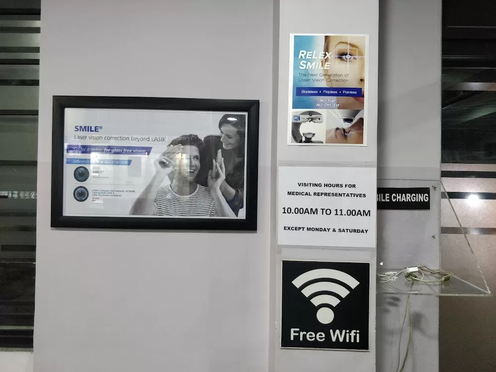 Challa Eye Care Centre | Best Eye Hospital in Hyderabad | Cataract and Lasik Eye Surgery - Photo 7