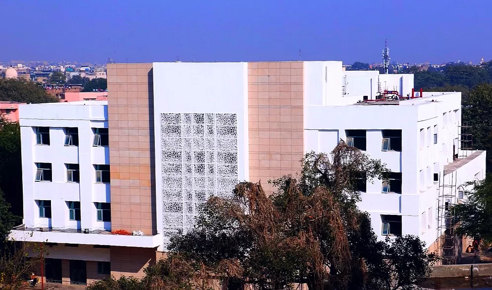 Radiation Oncology Block LHMC - Photo 4