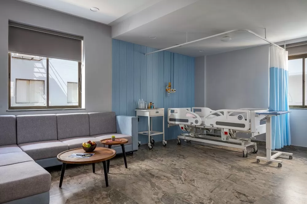 Silver Touch Hospital - Photo 8