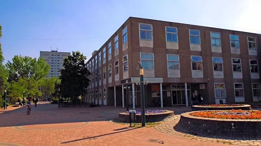 Szent Margit Clinic Office. - Photo 6
