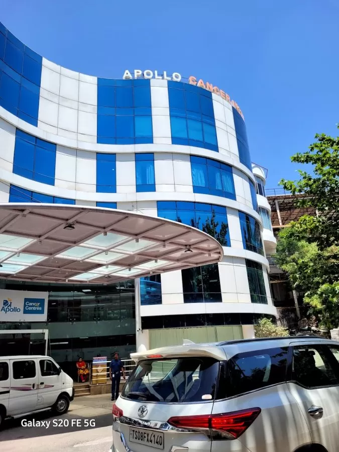 Apollo Cancer Centre - Photo 4