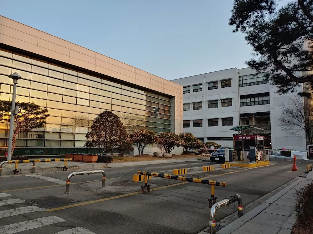 Korea University Guro Hospital - Photo 8
