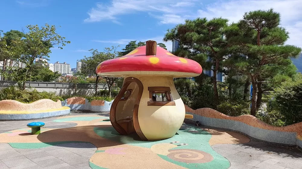 Pusan National University Children's Hospital - Photo 5